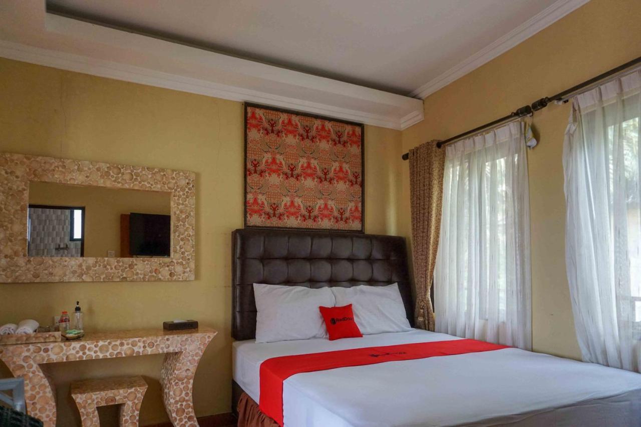 Reddoorz Resort @ Tawangmangu Ngoại thất bức ảnh