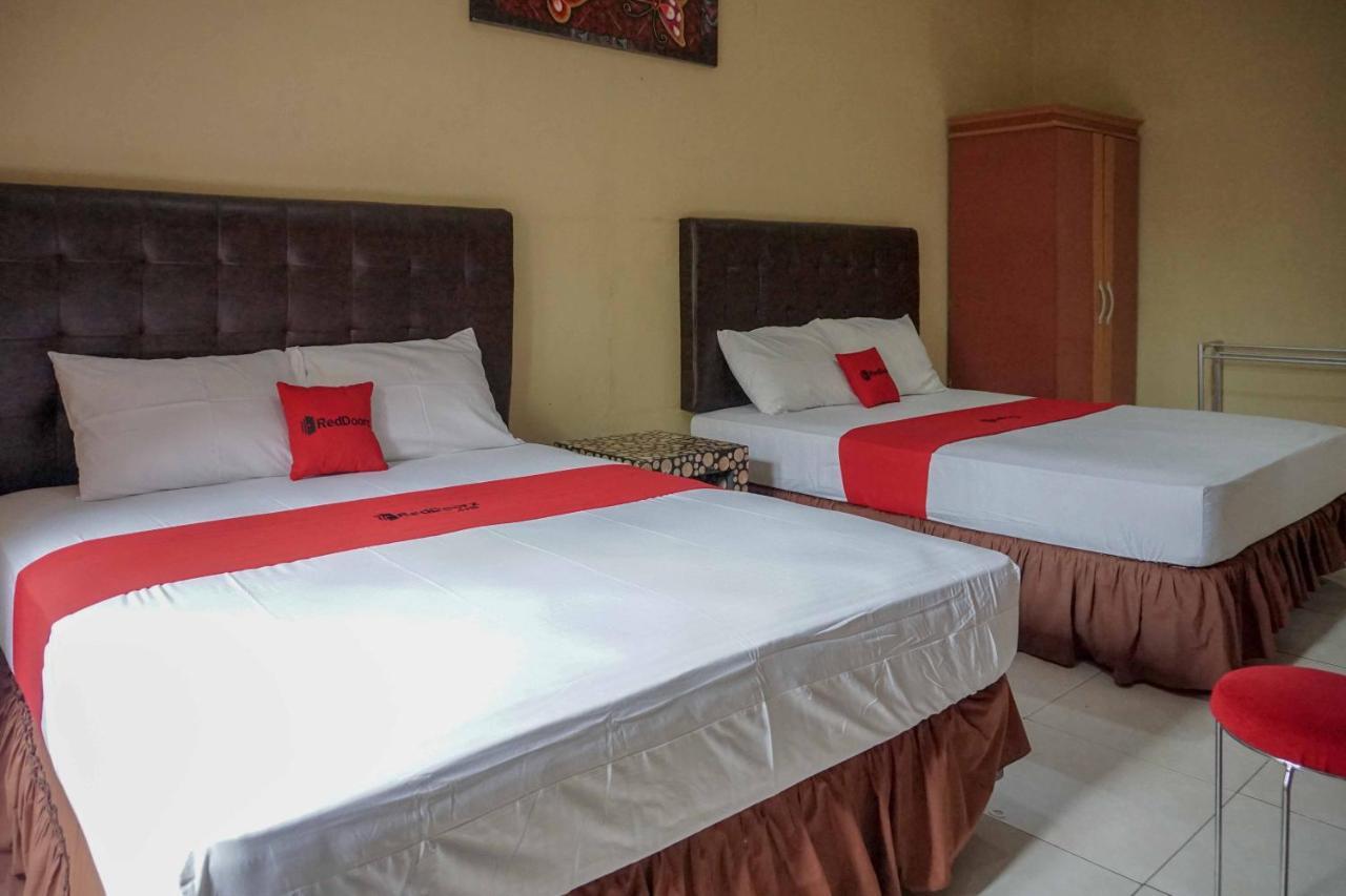 Reddoorz Resort @ Tawangmangu Ngoại thất bức ảnh