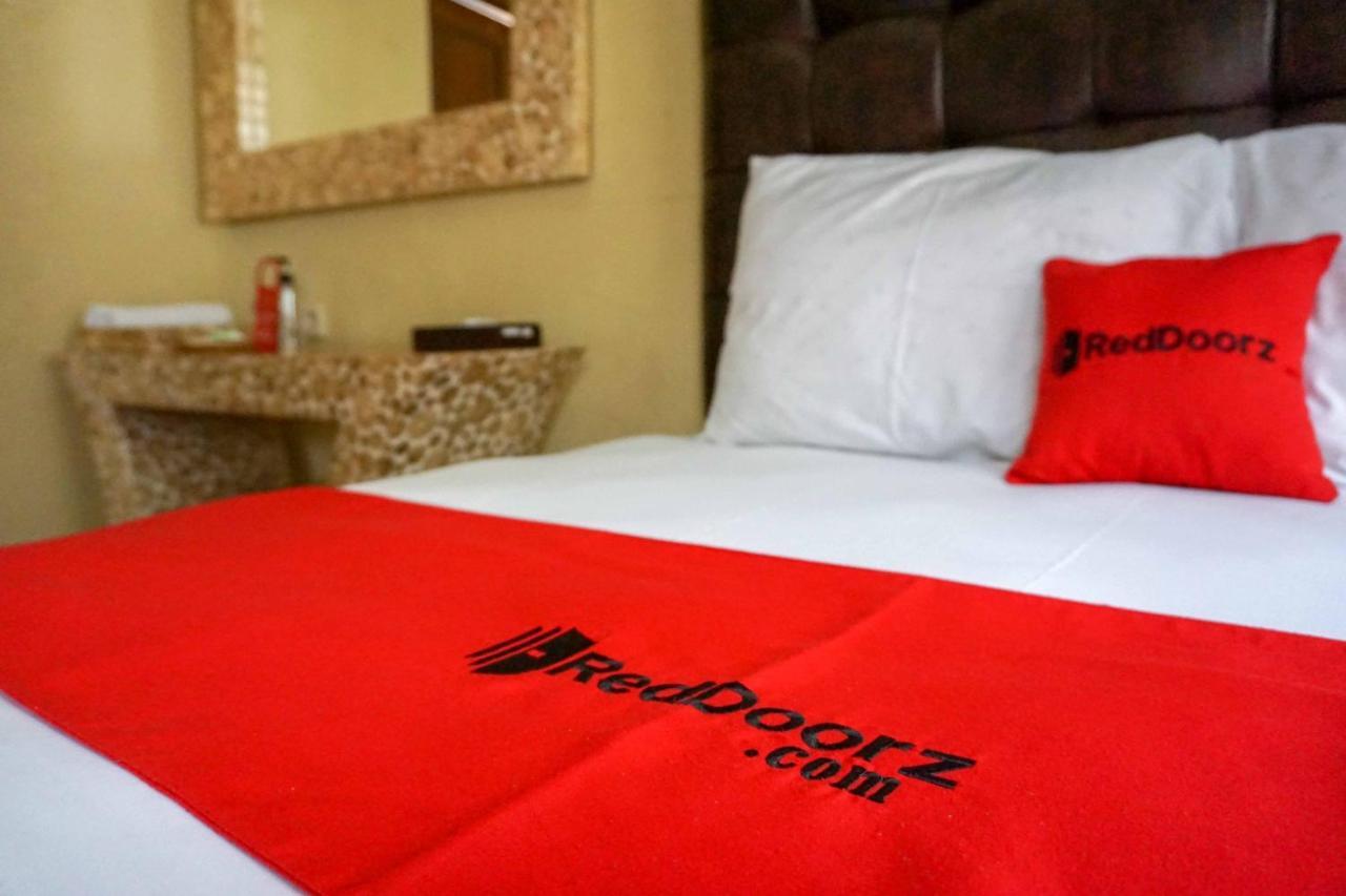 Reddoorz Resort @ Tawangmangu Ngoại thất bức ảnh